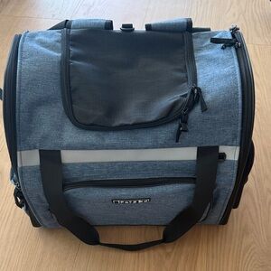 Pet Carrier Backpack - Heathered Blue